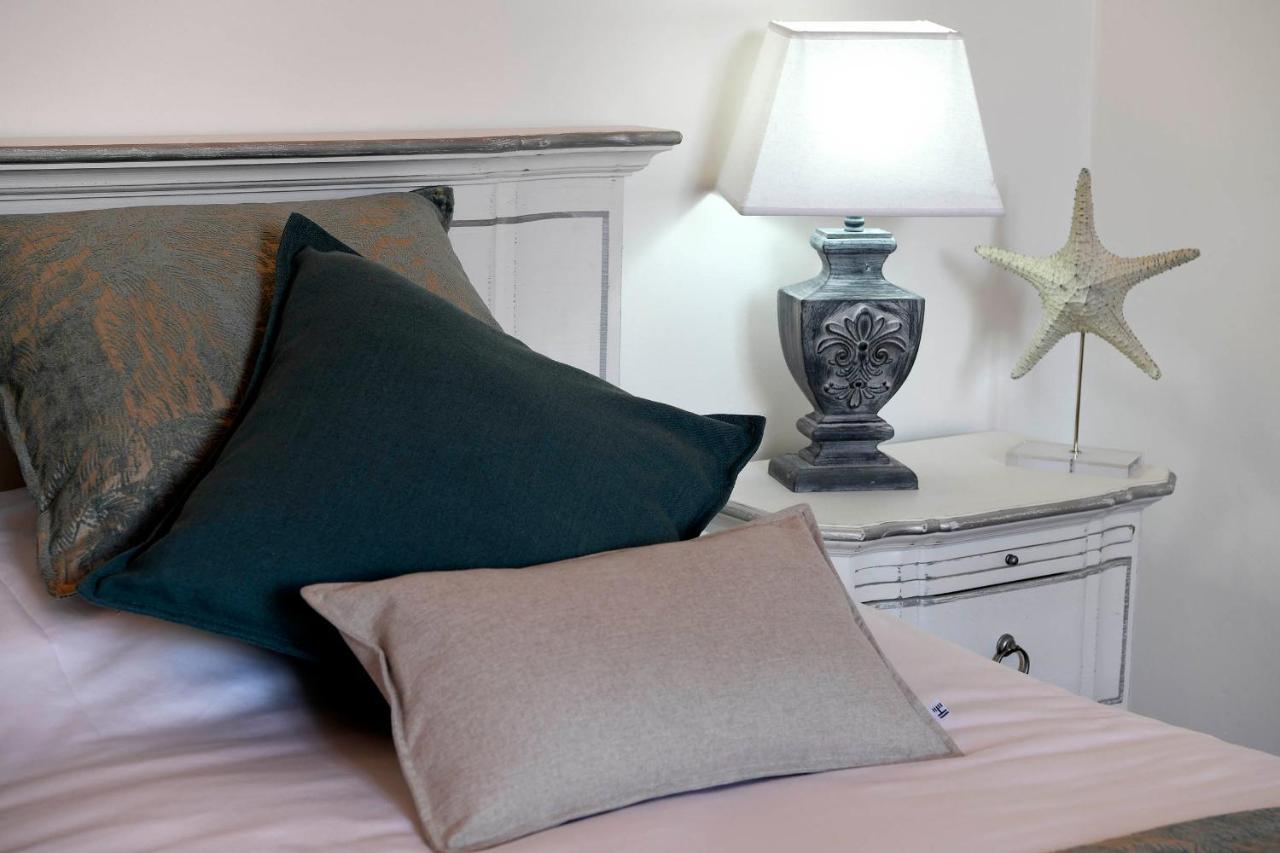 Bastide Des Demoiselles Bed and Breakfast Roussillon en Isere Buitenkant foto